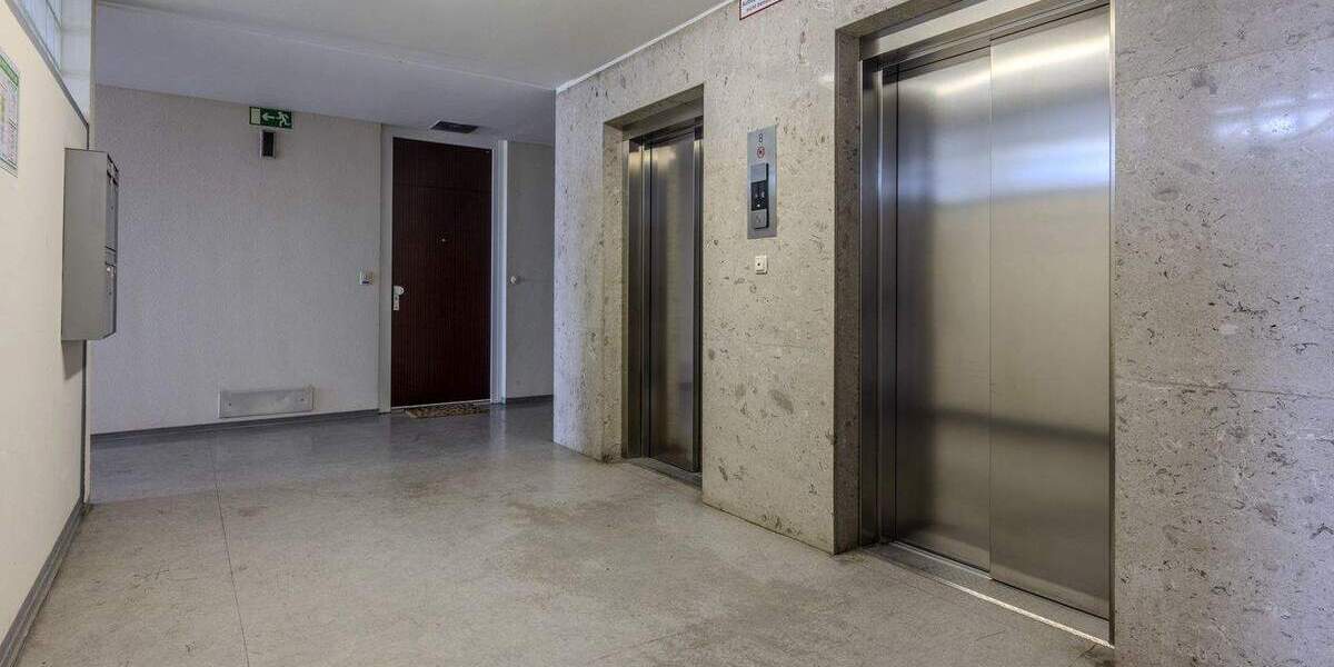 Etagenwohnung München Bogenhausen - 2 Zimmer, 65 m&sup2;, 399.000&euro; | Angebot:25744015