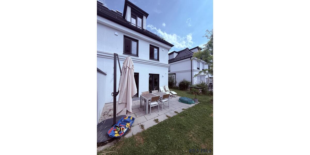 Doppelhaushälfte München Bogenhausen - 5 Zimmer, 144 m&sup2;, 3.970&euro; | Angebot:26247760