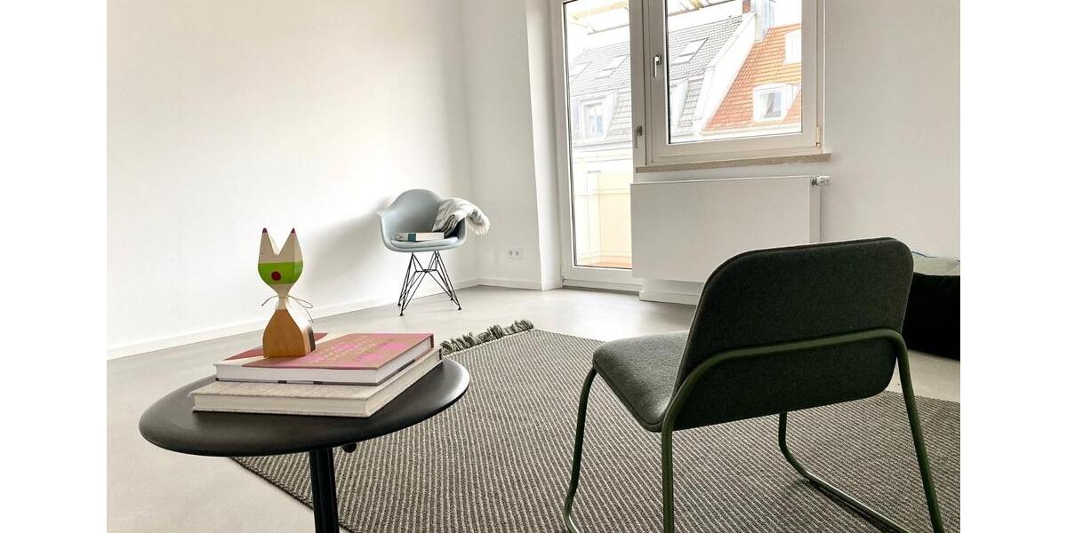 76 m² große helle Wohnung in Neuhausen - ZUR MIETE (auch WG) 3 zimmer