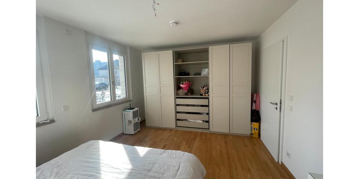 Etagenwohnung Haar - 2 Zimmer, 63 m&sup2;, 1.700&euro; | Angebot:25749825