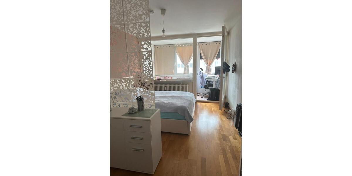Etagenwohnung München Neuhausen-Nymphenburg - 1 Zimmer, 24 m&sup2;, 775&euro; | Angebot:25368791