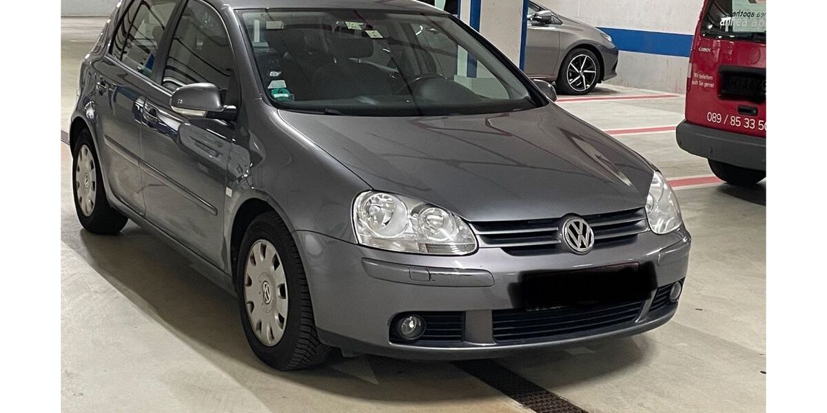VW Golf 157.000 km 4.480 &euro; Germering bei München (7km westl. von München) 82110