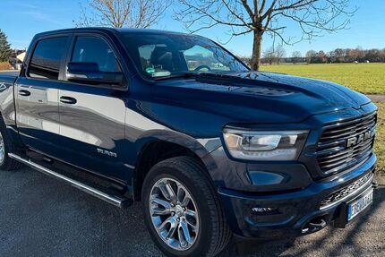 Dodge RAM 30.000 km 70.390 &euro; München 81825