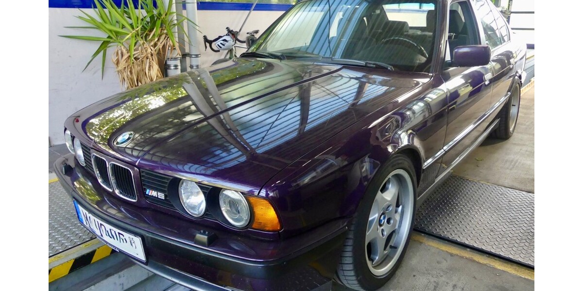 BMW M 5 55.225 km 42.250 &euro; Taufkirchen 82024