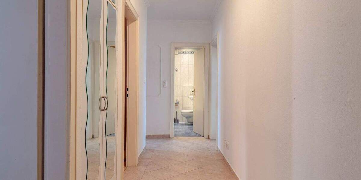 bezugsfreie 3-Zim.-Wohnung mit renovierungsbedarf in Sendling-Westpark 3 zimmer