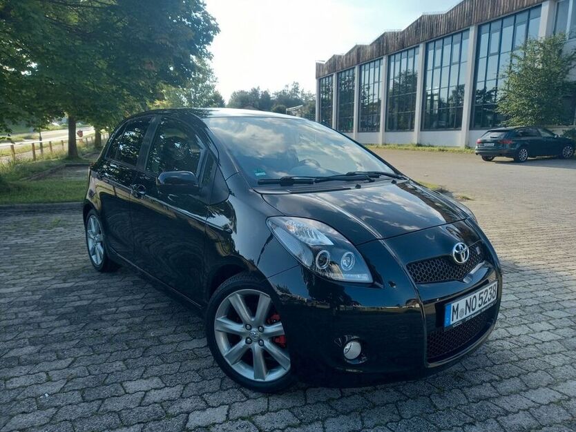 Yaris
