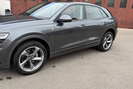 Audi Q8 92.480 km 56.000 &euro; Garching 85748