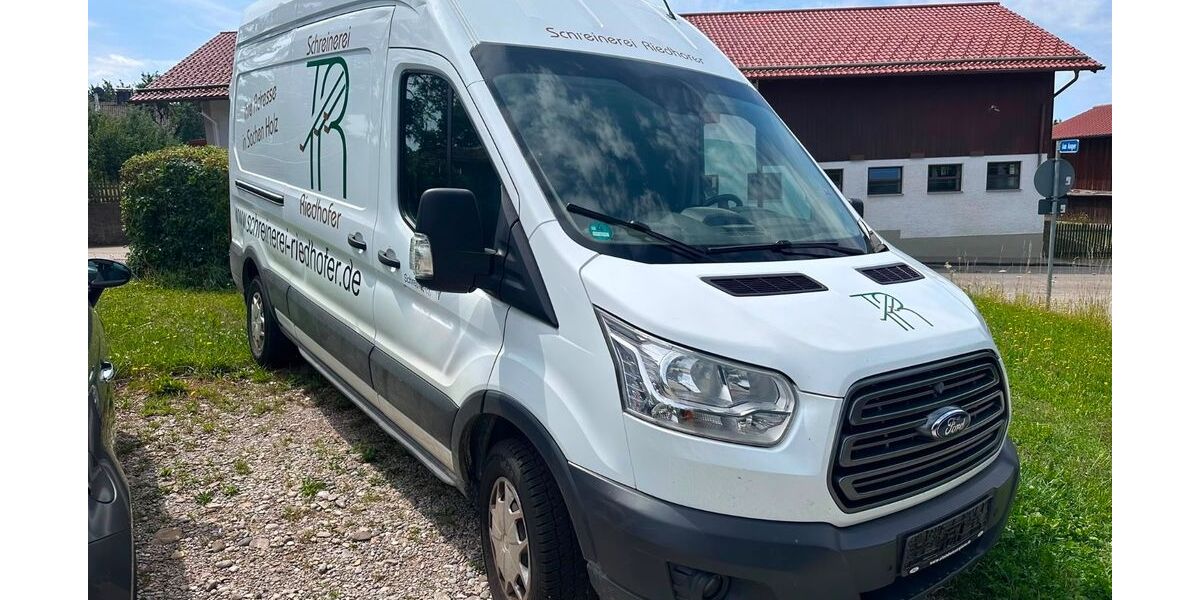 Ford Transit 150.000 km 3.950 &euro; München 81829