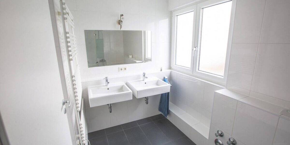 Reihenendhaus München Schwabing-Freimann - 5 Zimmer, 119 m&sup2;, 1.070.000&euro; | Angebot:26175908