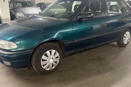 Opel Astra 125.000 km 1.500 &euro; München 80636