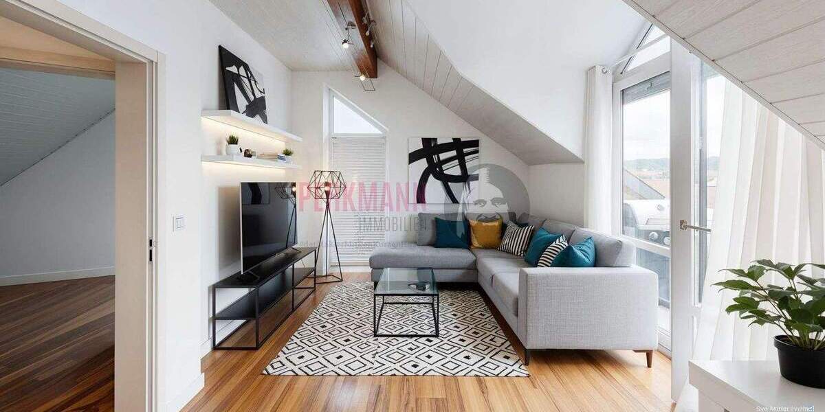 3-Zimmer-Dachgeschosswohnung mit Dachterrasse, 2 Balkonen, Gartenanteil & Tiefgarage-sonnig, luftig 3 zimmer