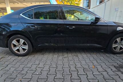 Skoda Superb 116.246 km 18.000 &euro; München 81475