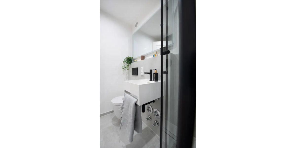 Möbliertes Studioapartment mit großer Terrasse in bester Lage 1 zimmer