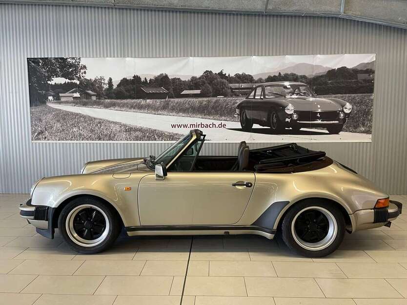 911