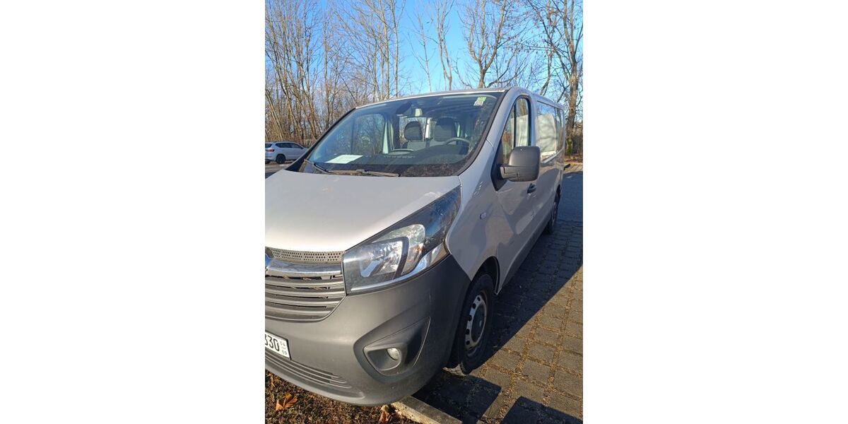 Opel Vivaro 189.000 km 9.500 &euro; München 80935