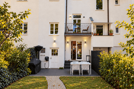Haus München Nymphenburg - 6 Zimmer, 182 m&sup2;, 4.500&euro; | Angebot:27703551