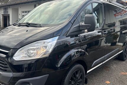 Ford Tourneo Custom 167.000 km 14.900 € München 81243