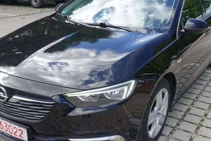 Opel Insignia 192.207 km 7.995 € München 81829