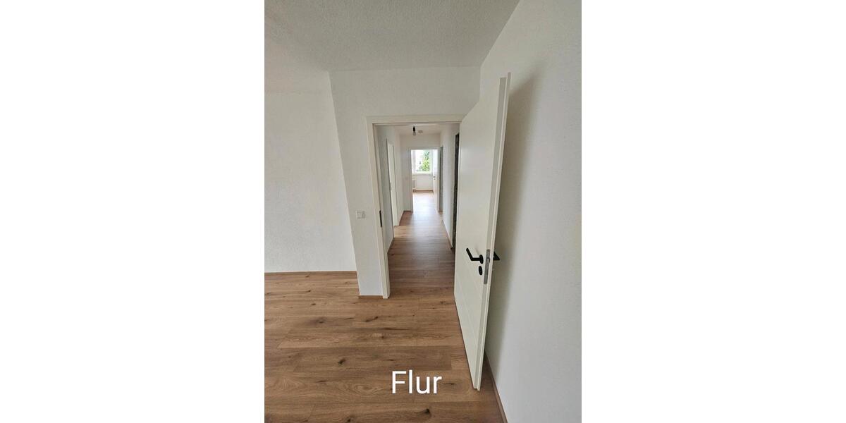 Etagenwohnung Germering - 4 Zimmer, 99 m&sup2;, 2.400&euro; | Angebot:25945342