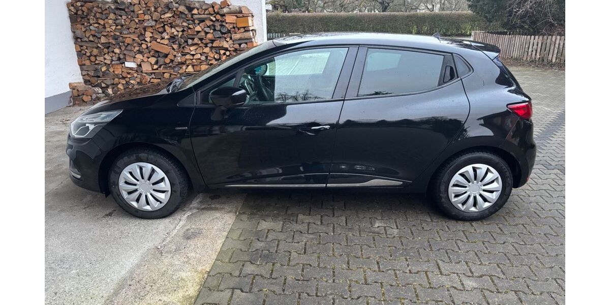 Renault Clio 78.400 km 6.900 &euro; Moosinning 85452