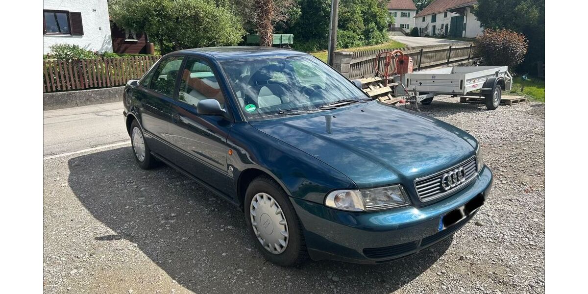 Audi A4 121.000 km 3.800 &euro; Fürstenfeldbruck 82256