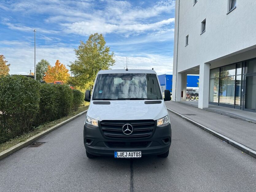 Mercedes-Benz Sprinter 165.235 km 24.900 € MÜNCHEN 81243