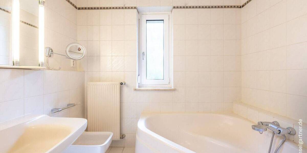 Bungalow Kirchheim bei München Heimstetten - 4 Zimmer, 130 m&sup2;, 885.000&euro; | Angebot:26879034