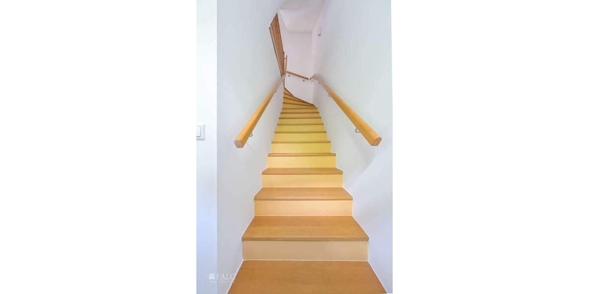 Reihenmittelhaus München Feldmoching-Hasenbergl - 6 Zimmer, 141 m&sup2;, 948.000&euro; | Angebot:25779313