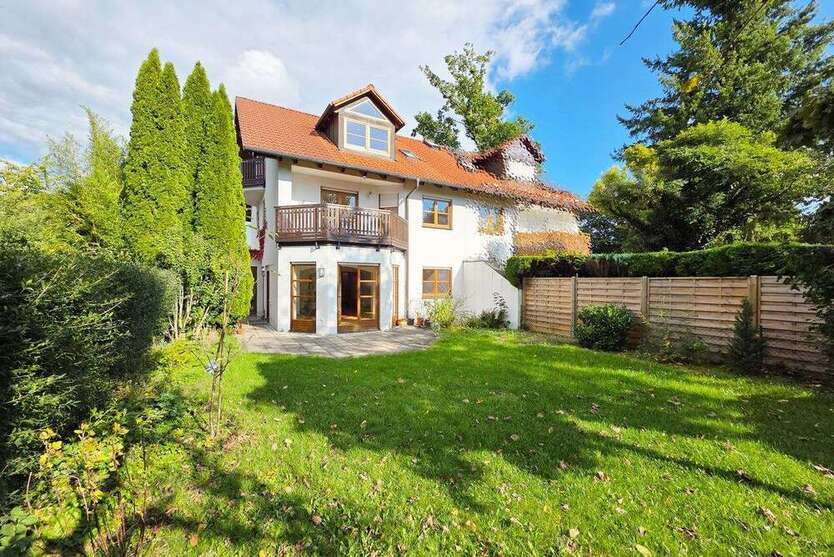 Haus zum Kaufen in Riemerling 1.430.000 € 210 m² 6 zimmer