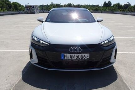 Audi e-tron GT 35.000 km 59.960 € München 80686