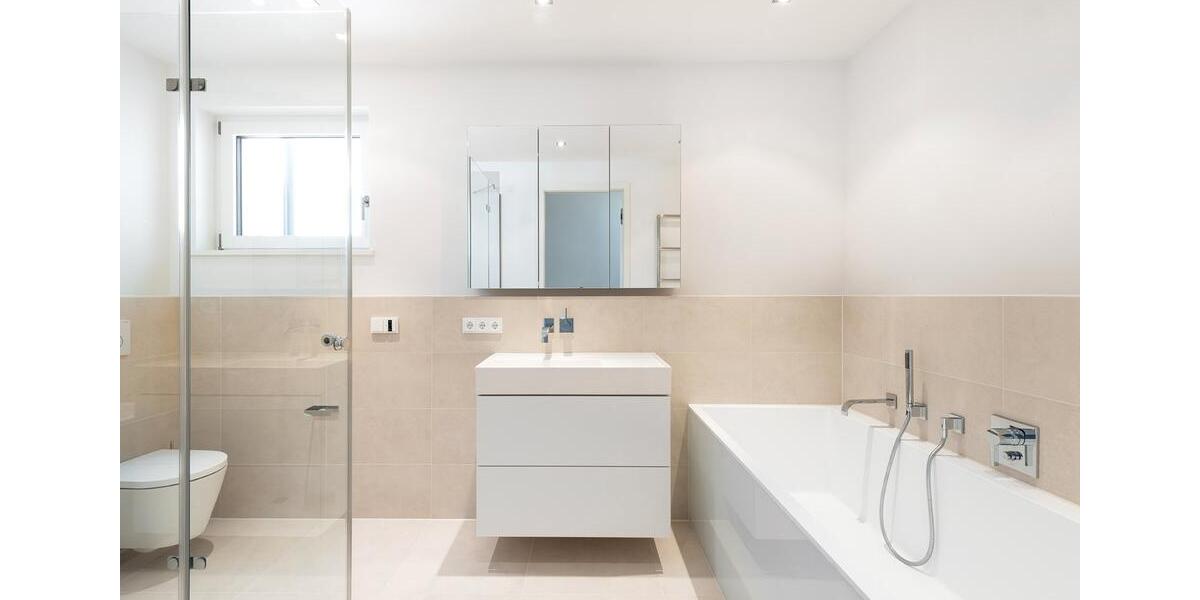 Terrassenwohnung München Bogenhausen - 2 Zimmer, 75 m&sup2;, 2.120&euro; | Angebot:26351860