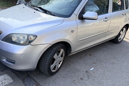 Mazda 2 78.300 km 2.300 &euro; München 81243