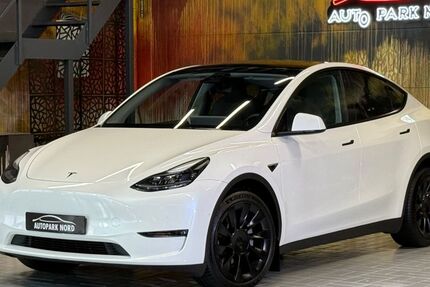 Tesla Model Y 13.400 km 36.999 € München 81829