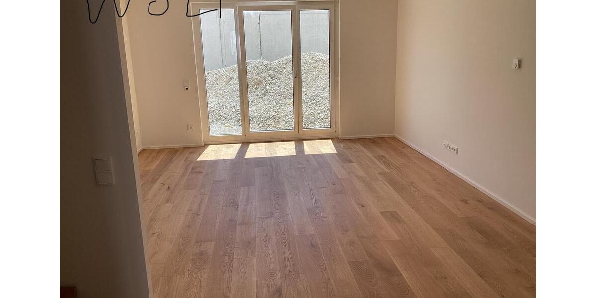 Reihenhaus München Aubing-Lochhausen-Langwied - 5 Zimmer, 137 m&sup2;, 3.422&euro; | Angebot:26417756