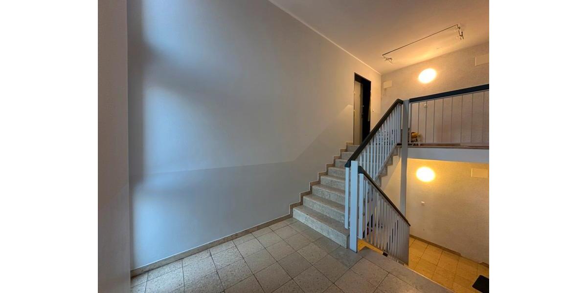 Vollsanierung: 2-Zimmer-Wohnung mit riesigem Balkon direkt an der Würm 2 zimmer