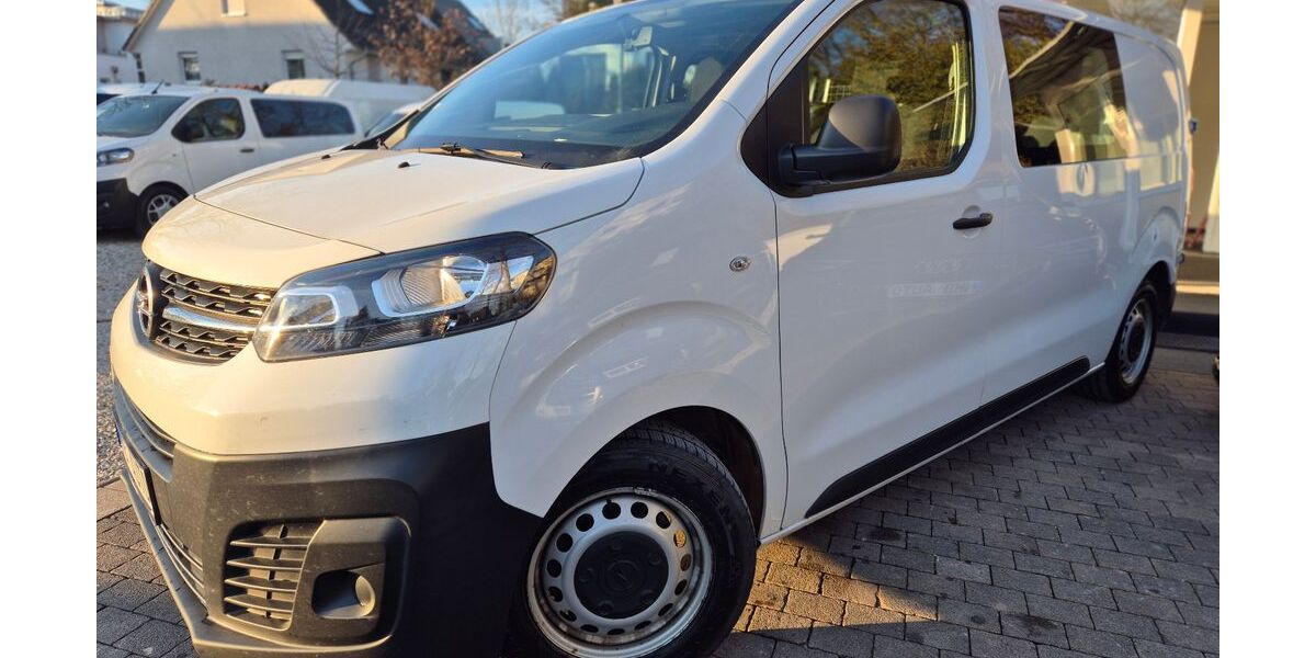 Opel Vivaro 153.500 km 19.990 &euro; München 81247