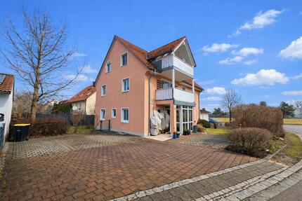 Wohnung Erdweg - 3 Zimmer, 89 m&sup2;, 1.110&euro; | Angebot:25077854