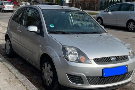 Ford Fiesta 133.801 km 2.199 &euro; München 81245