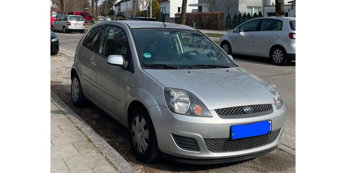 Ford Fiesta 133.801 km 2.199 &euro; München 81245