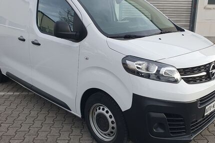 Opel Vivaro 40.000 km 13.900 &euro; München 81825