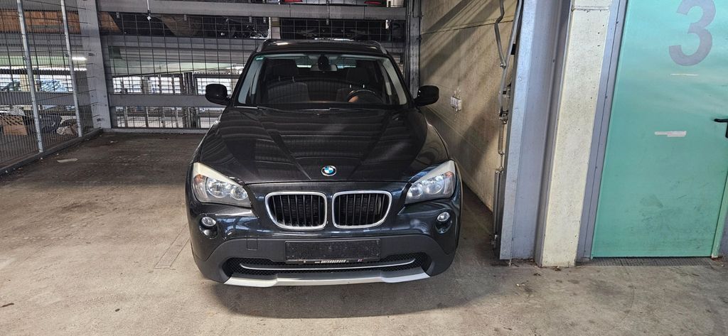BMW X1 202.801 km 3.499 &euro; München 80933