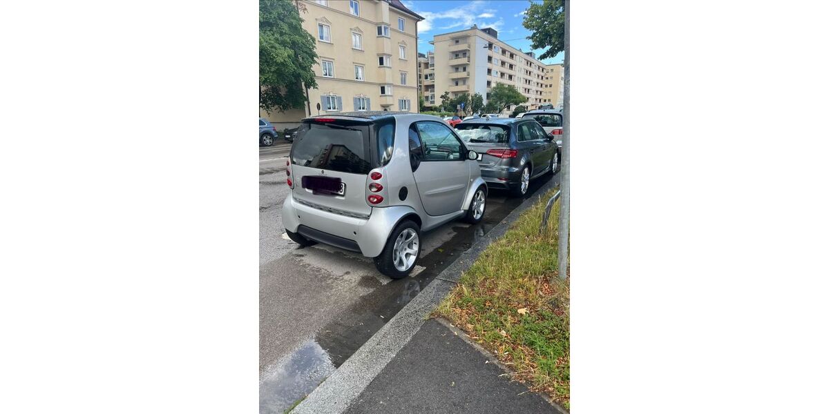 Smart ForTwo 166.000 km 2.700 &euro; München 80686