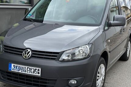 VW Caddy 97.000 km 17.400 &euro; Poing 85586