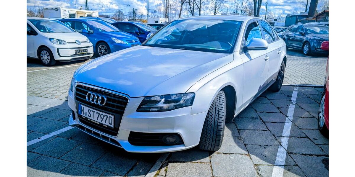 Audi A4 220.000 km 4.450 &euro; München 81825