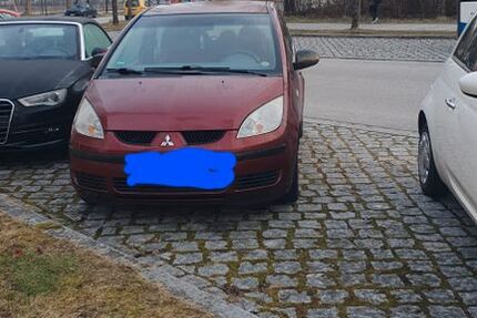 Mitsubishi Colt 140.000 km 1.750 &euro; München 80336
