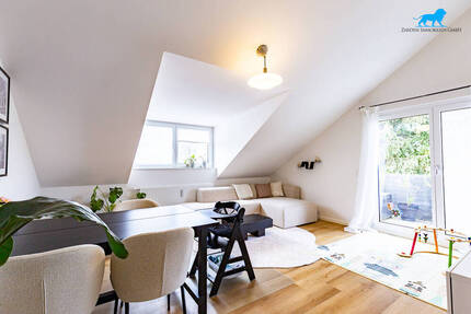 Elegante 3Z. Dachgeschoßwohnung mit Balkon