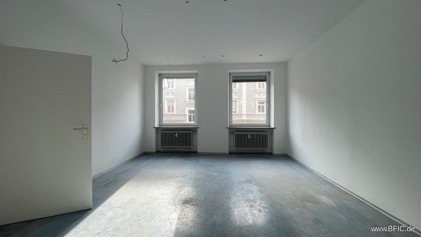 Büroetage in Toplage FFB – wird renoviert zimmer