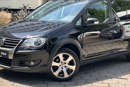 VW Touran 228.500 km 2.999 &euro; München 81677