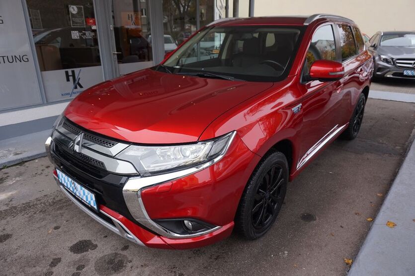 Mitsubishi Outlander 127.800 km 18.999 € München 81549