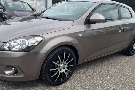 Kia ceed / Ceed 107.000 km 5.800 &euro; Dachau (bei München) 85221